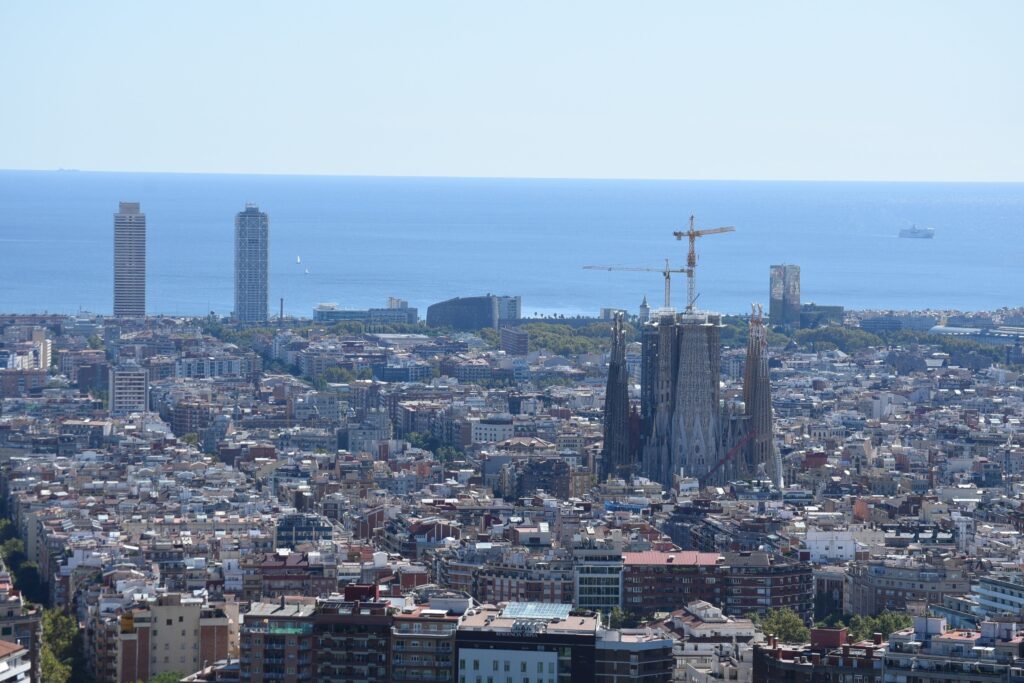 Imagen de barcelona bajada desde pixabay